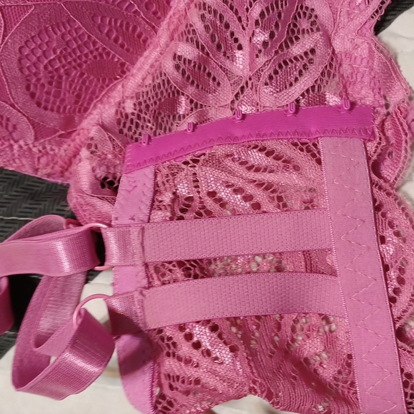 Bra - Picture 3 of 5